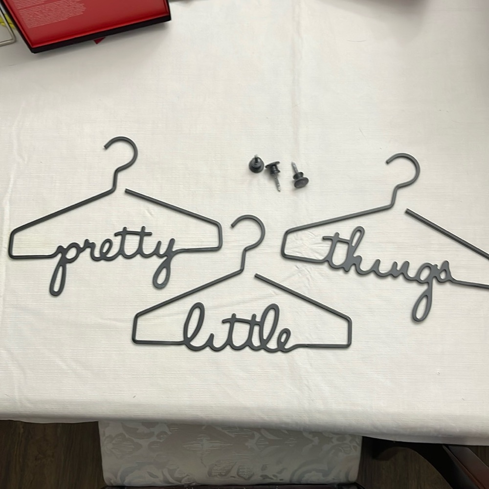 Pottery Barn Teen Pretty Little Things jewelry hanger wall decor